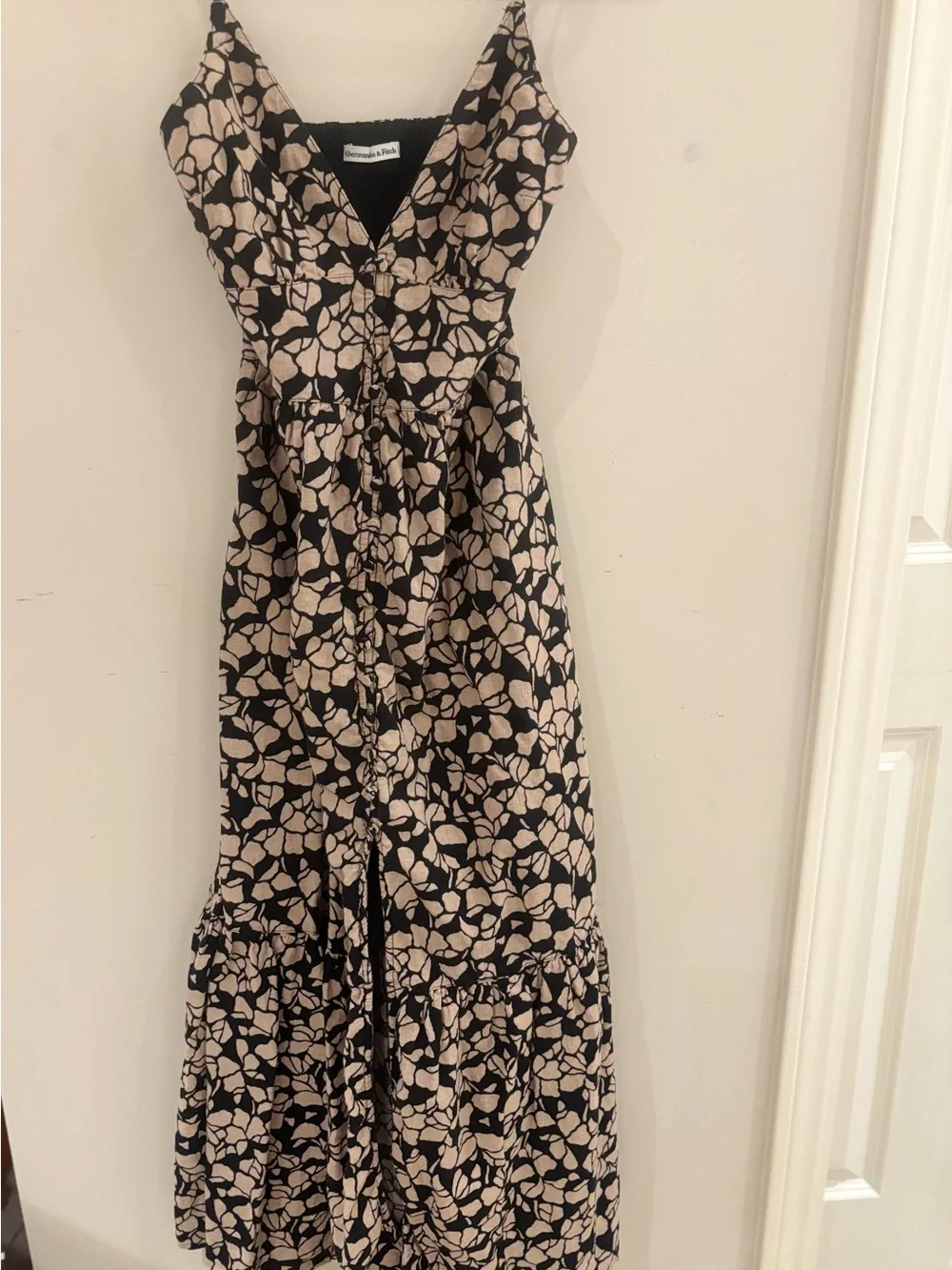 Abercrombie & Fitch Black and Cream Floral Maxi Dress with Spaghetti Straps